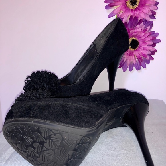 ROUGE HELIUM BLACK HEELS 👠 - Picture 4 of 6